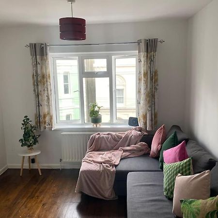 Brighton New Apartment Free Parking Sleeps 6 外观 照片
